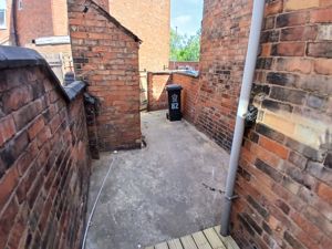 Photo 15- click for photo gallery